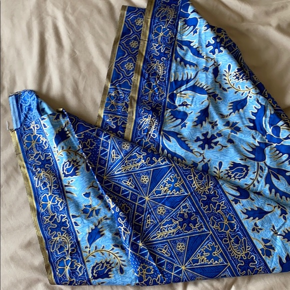 Scarf - Picture 4 of 7